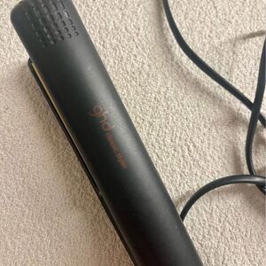 Excellent Condition GHD straightener 1”